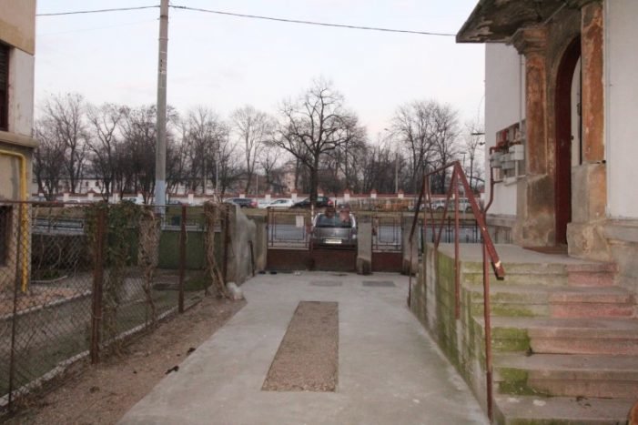 Cotroceni Piata Leul Inchiriere apartament 2 camere in vila